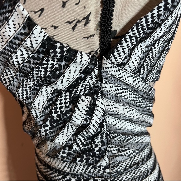 💚Parker skater dress - Picture 4 of 8